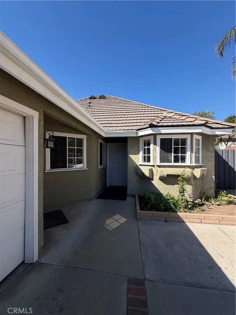 1993 Moonbeam Circle