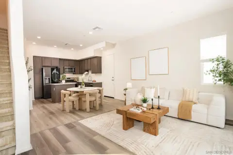2024 Luzon Lane Unit 5, Chula Vista, CA 91915 - #: 260014330