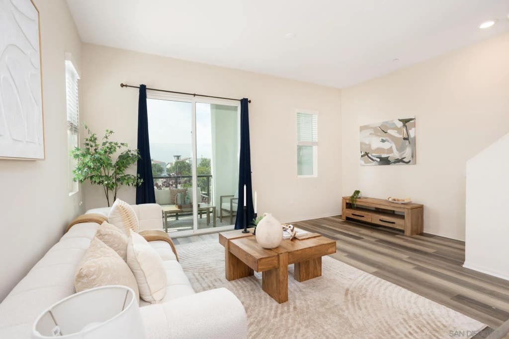 Photo of 2024 Luzon Lane #5, Chula Vista, CA 91915 (MLS # 260014330)