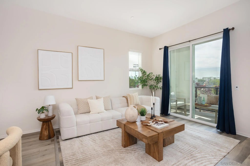 Photo of 2024 Luzon Lane #5, Chula Vista, CA 91915 (MLS # 260014330)