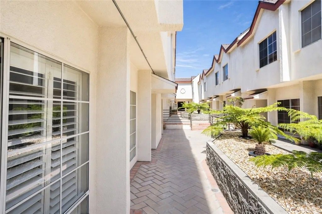 Photo of 856 W Beach Ave #19, Inglewood, CA 90302 (MLS # BB26091106)