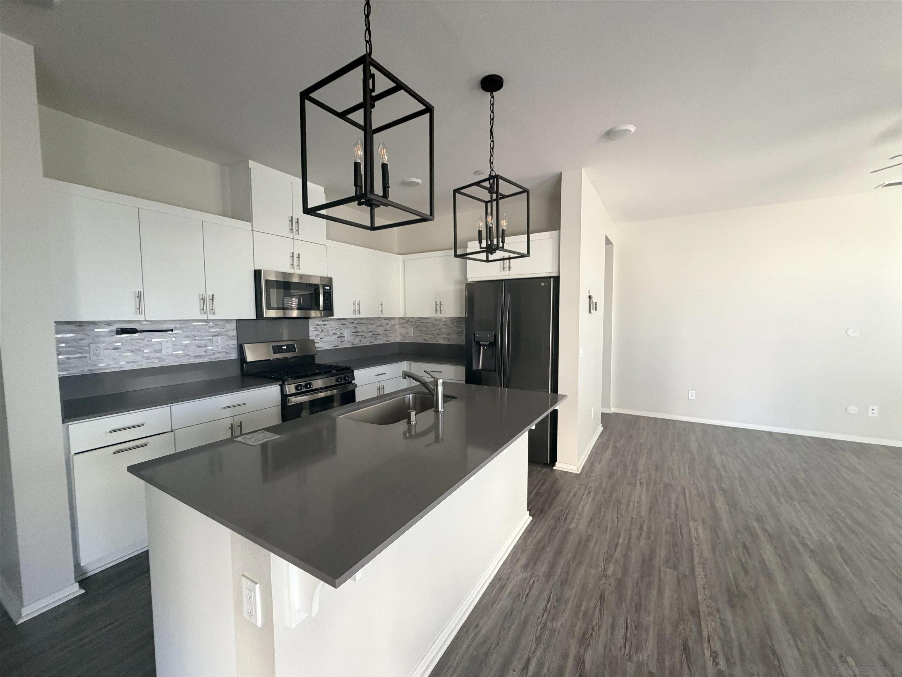 5203 Beachfront Cove 18