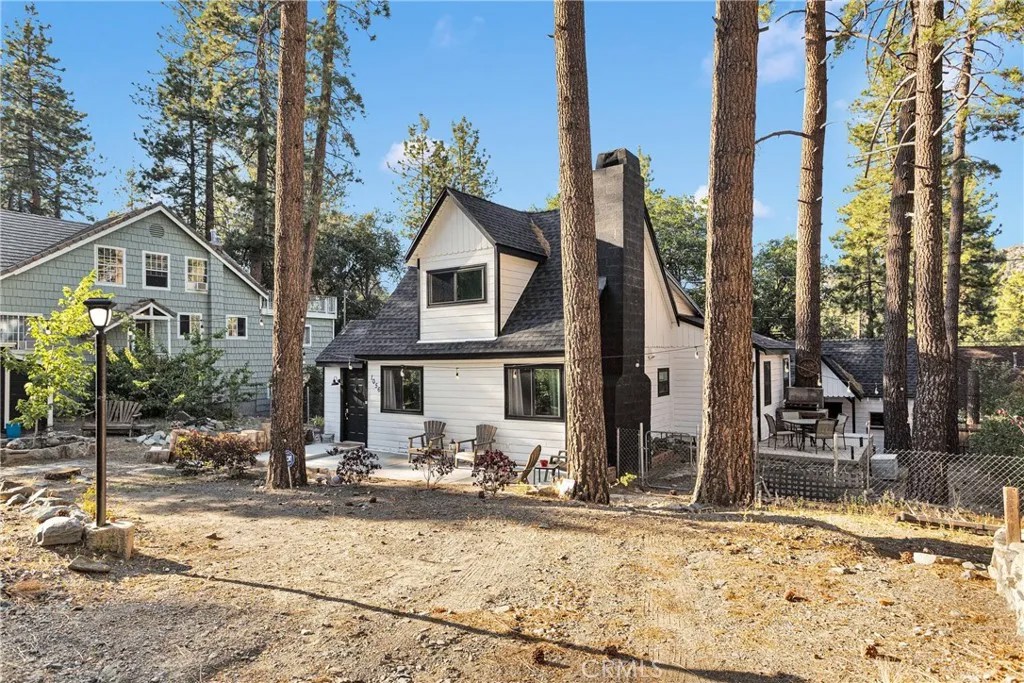 1056 Eagle Road