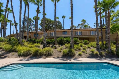 Photo of 17517 El Vuelo, Rancho Santa Fe, CA 92067 (MLS # NDP2606231)