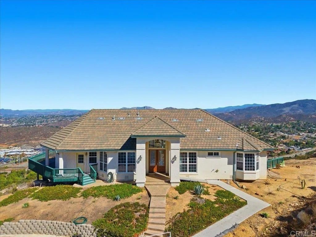 Photo of 3035 Millar Ranch Road, Spring Valley, CA 91978 (MLS # PTP2508003)