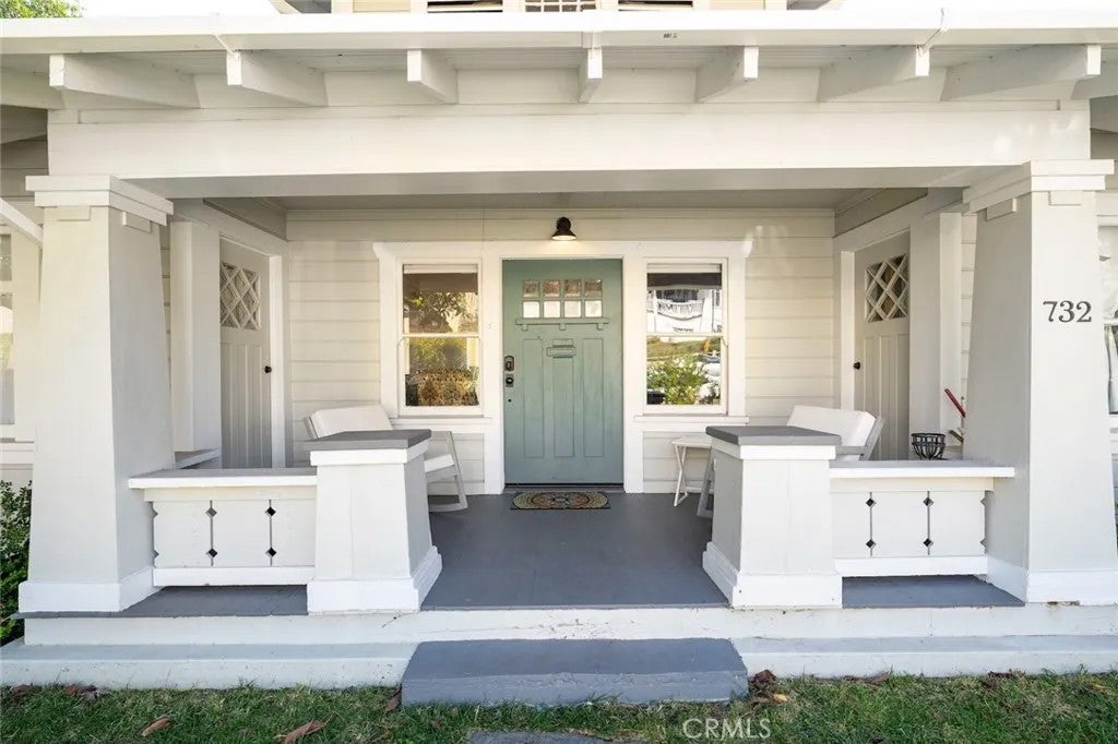 732 Poli Street