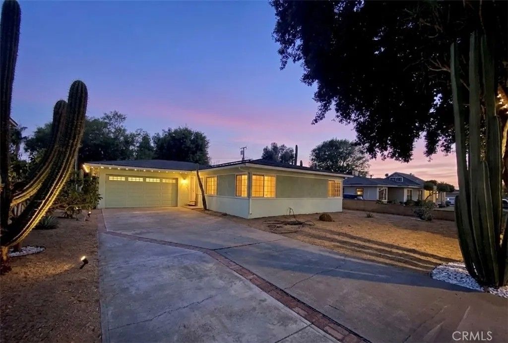 Photo of 3440 Mono Drive, Riverside, CA 92506 (MLS # IV26128376)
