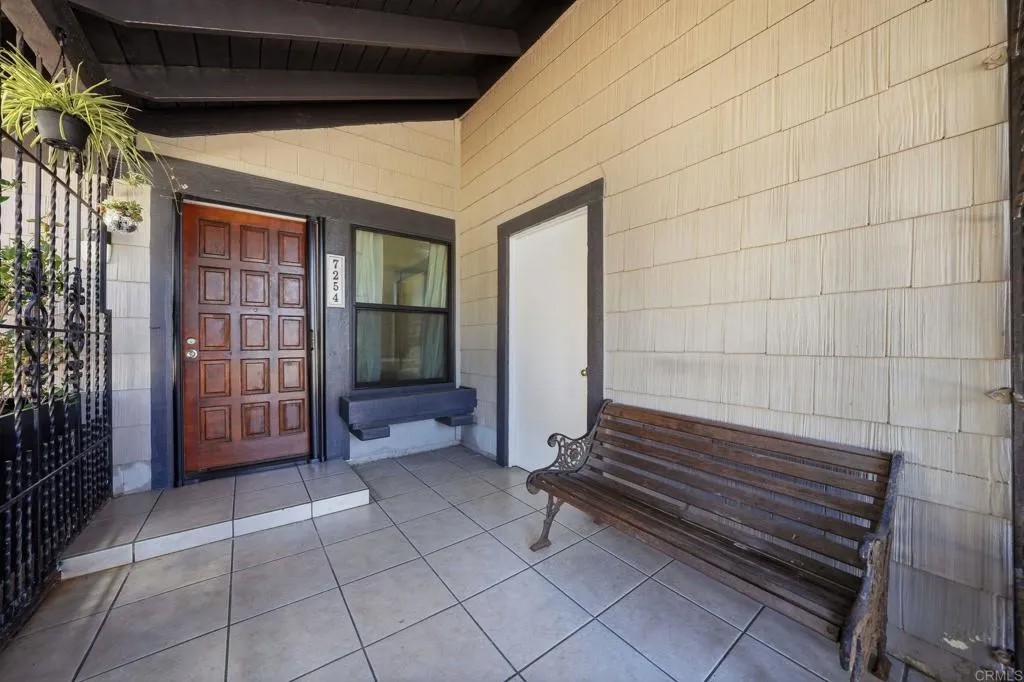 7254 Zest Street
