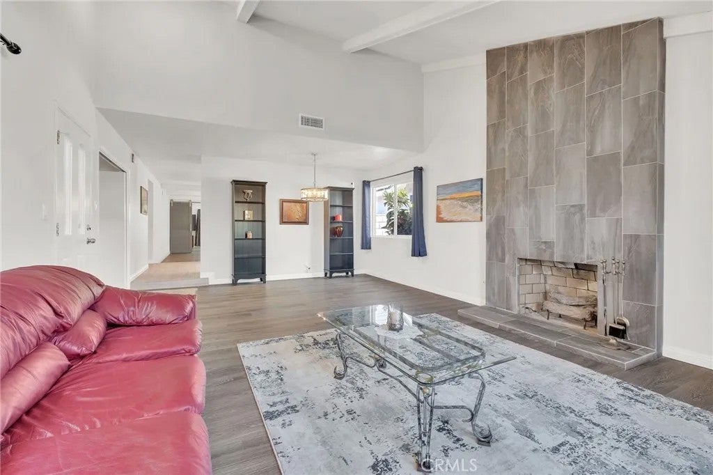 108 W 229th Place