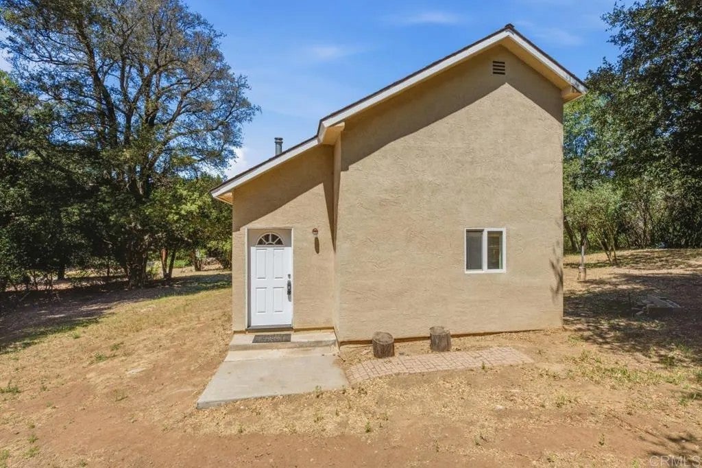 17357 Iron Springs Road