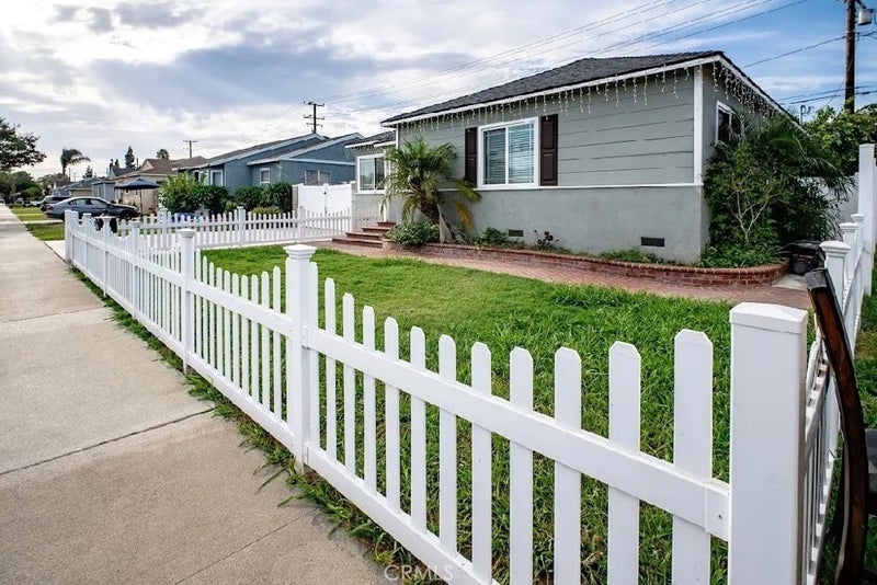 8217 POINSETTIA DRIVE