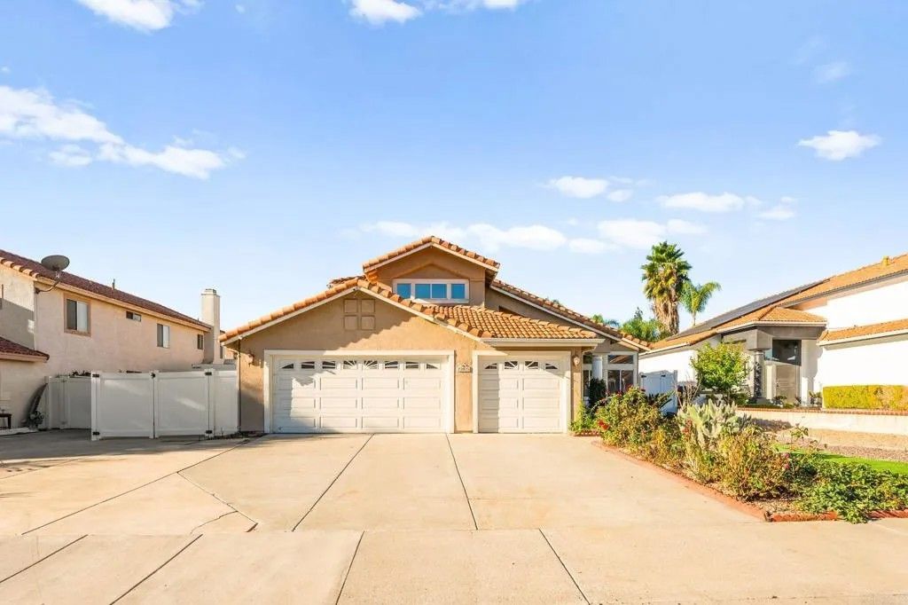 Photo of 23925 Constantine Dr, Murrieta, CA 92562 (MLS # PTP2508273)
