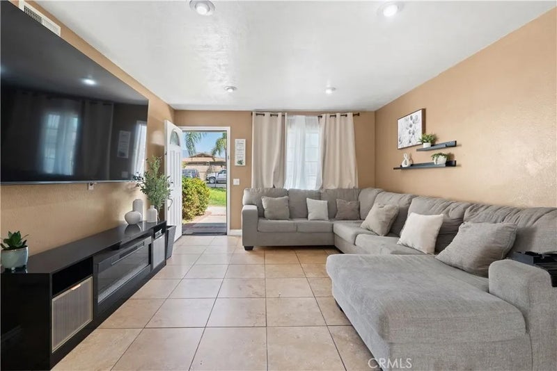 16289 Ramona