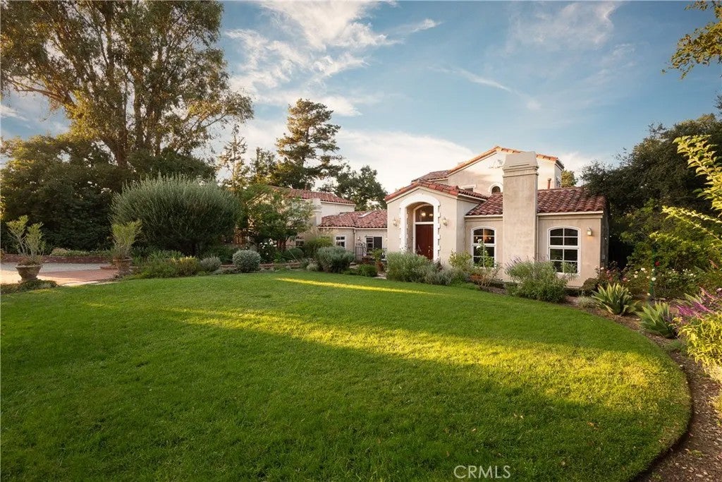 21149 Entrada Road