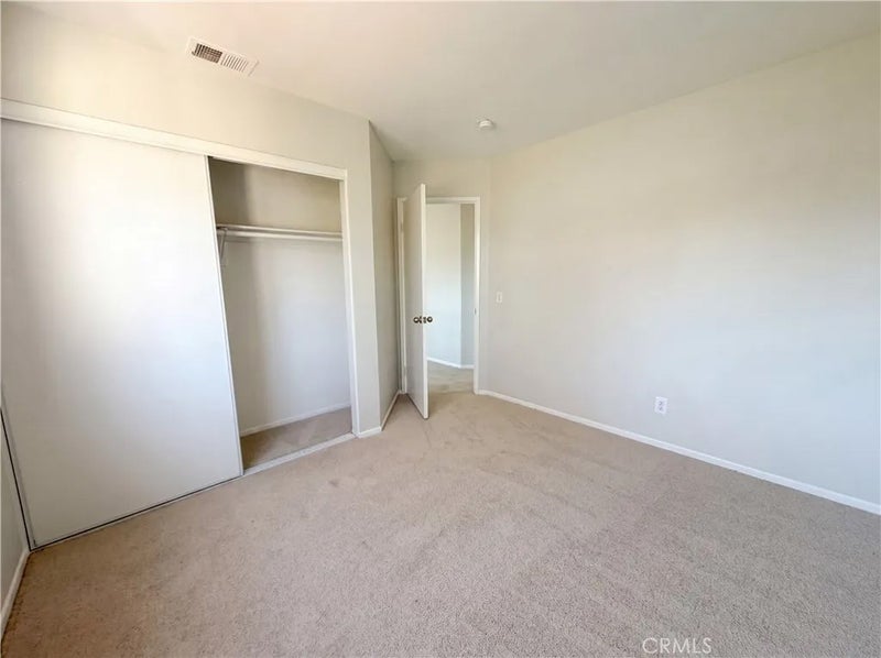 2565 W Fairview Drive
