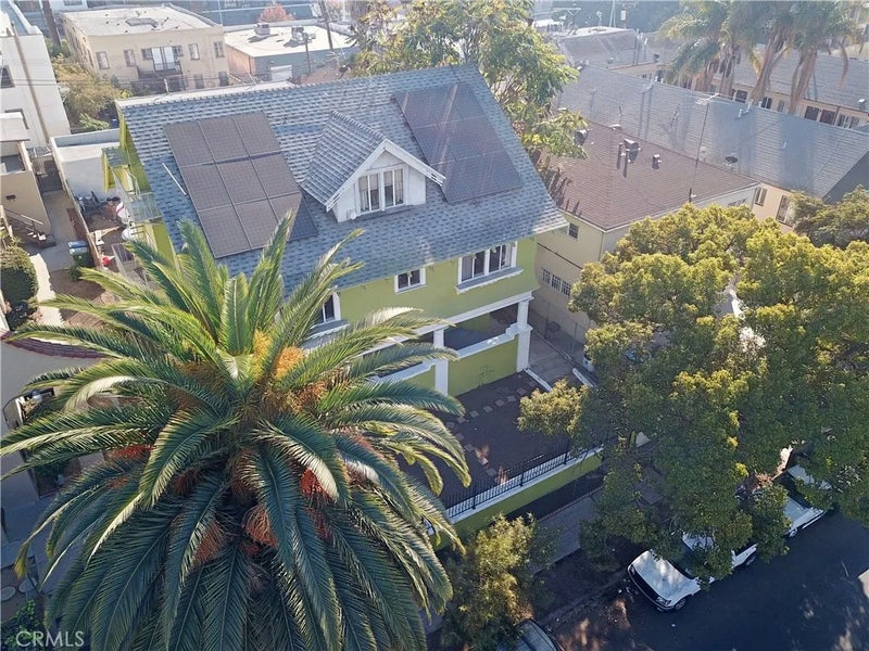 216 S Lake Street