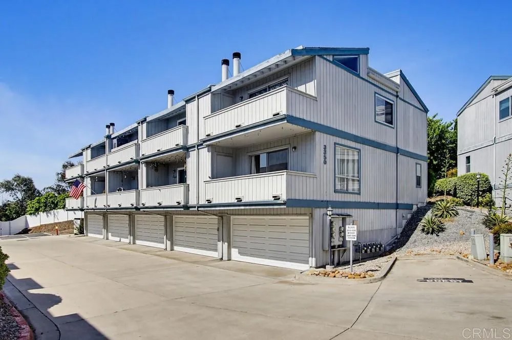 3350 Cherokee Avenue 25