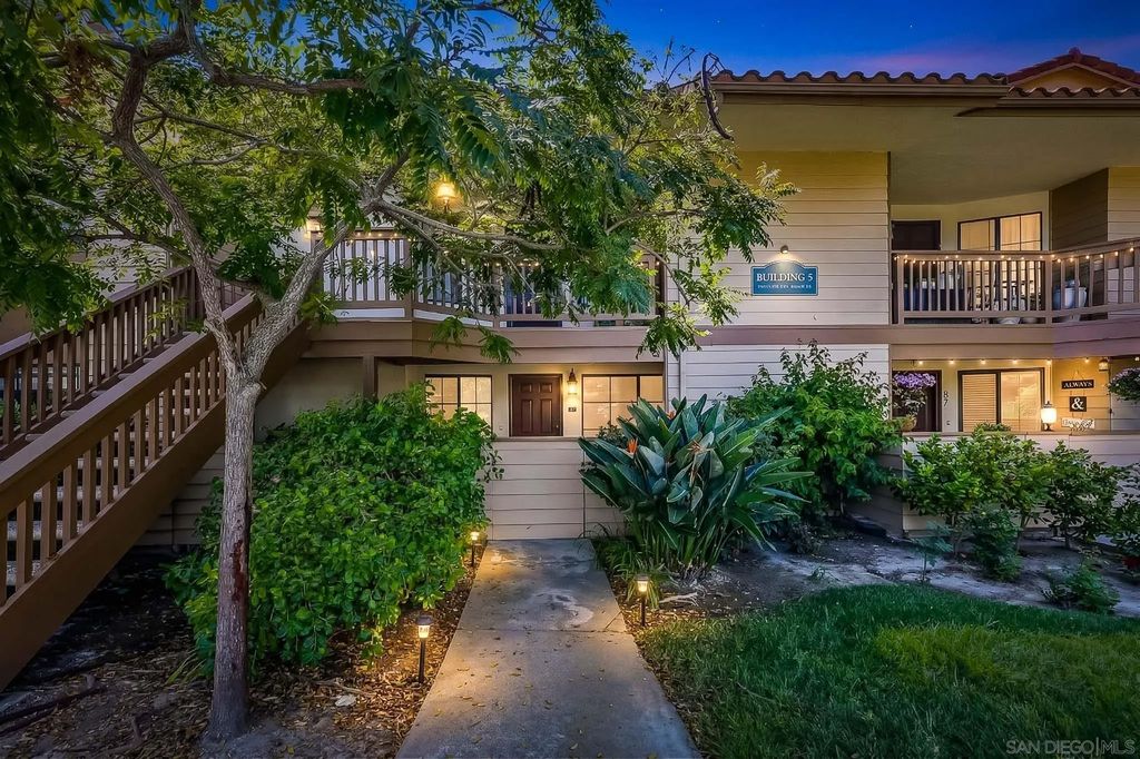 Photo of 12570 Carmel Creek #89, San Diego, CA 92130 (MLS # 260008412)