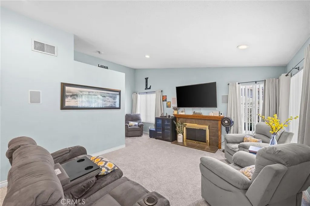 2752 Litchfield