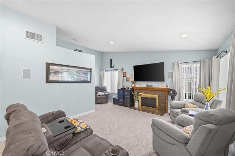 2752 Litchfield Drive