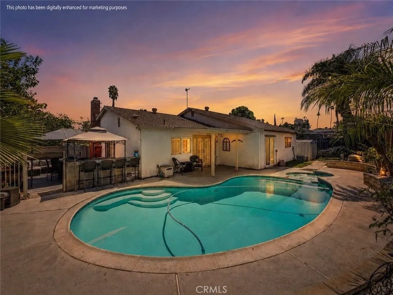 2752 Litchfield Drive