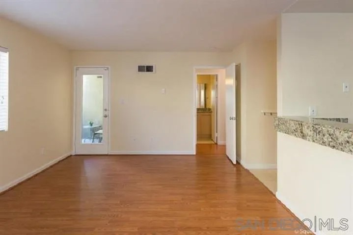 7405 Charmant Dr 1911