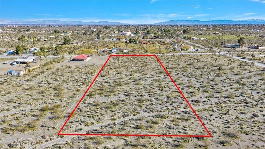 Photo of 11786 Buckwheat, Pinon Hills, CA 92372 (MLS # CV26013468)