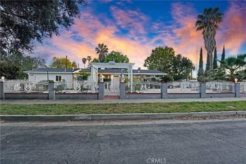 Photo of 17444 Septo Street, Northridge, CA 91325 (MLS # SR26037425)