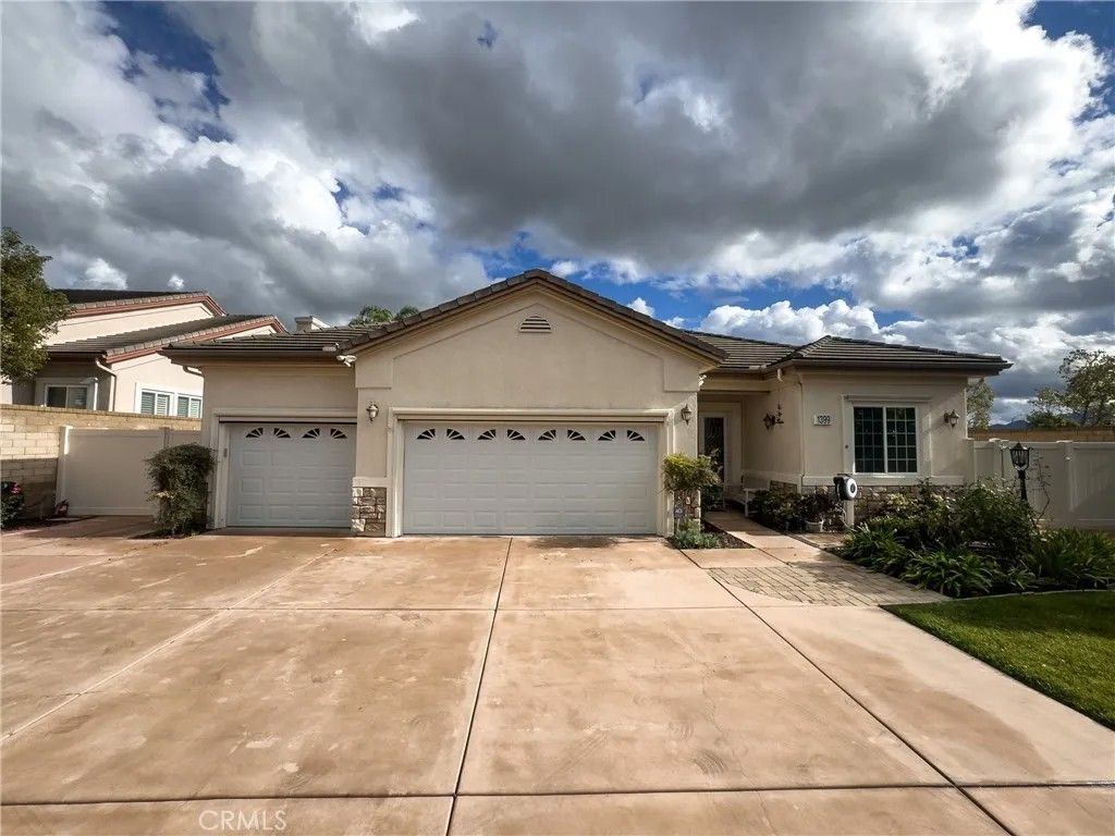 Photo of 1399 Cordova Ct, Camarillo, CA 93010 (MLS # SB26005925)