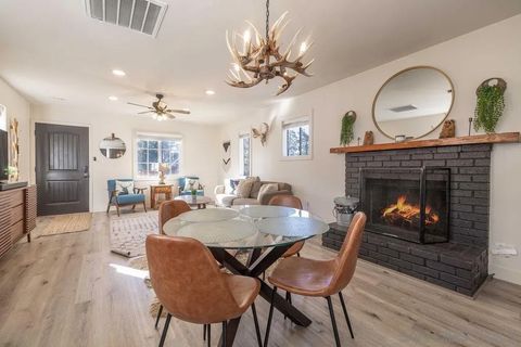 Photo of 579 Vista Lane, Big Bear Lake, CA 92315 (MLS # 250037218)