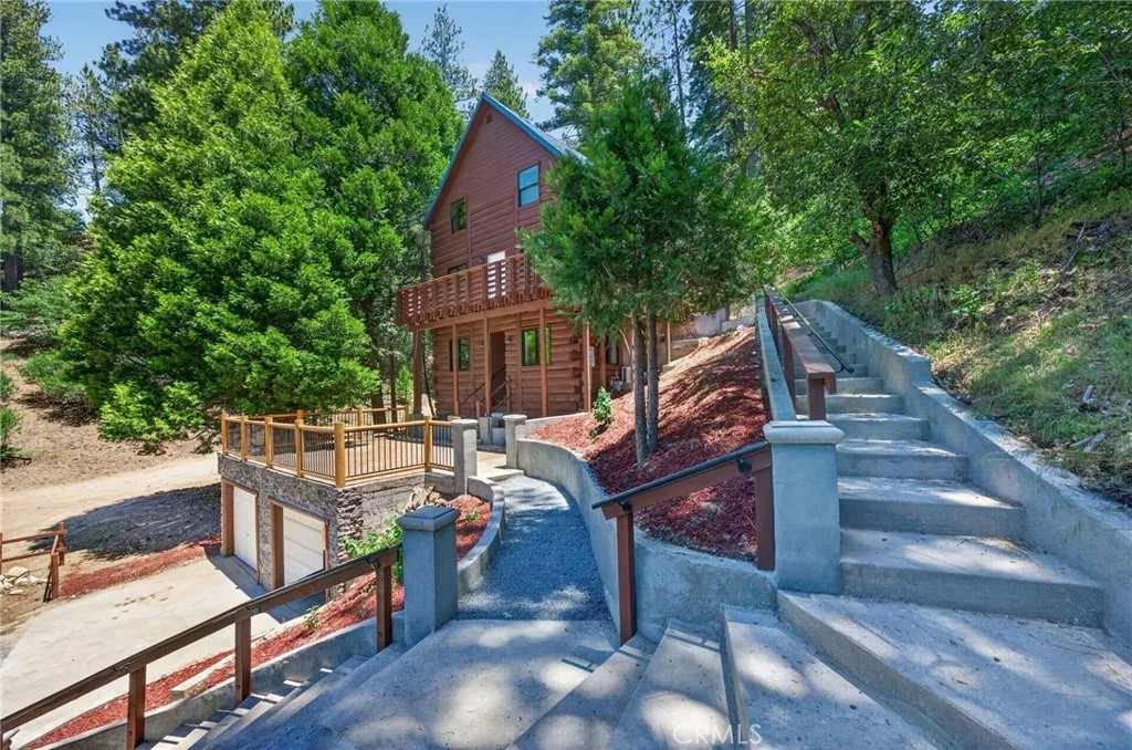 567 Maple Drive