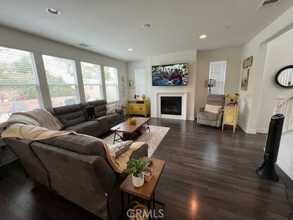 Photo of 11568 Lark Dr, Rancho Cucamonga, CA 91701 (MLS # TR26068535)