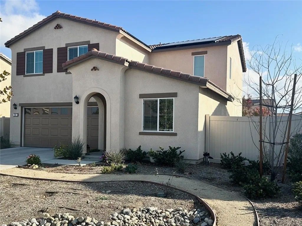 Photo of 247 Scarlet Oak Ln, San Jacinto, CA 92583 (MLS # SW25271948)