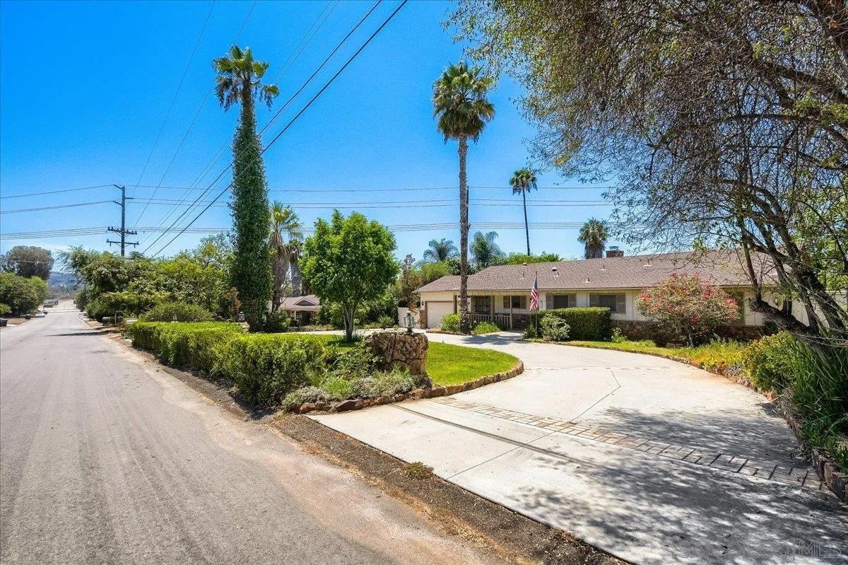740 El Rancho Drive