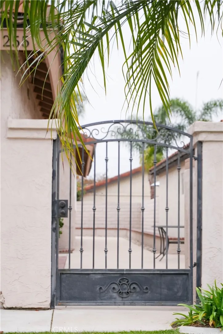 255 Flame Tree Place