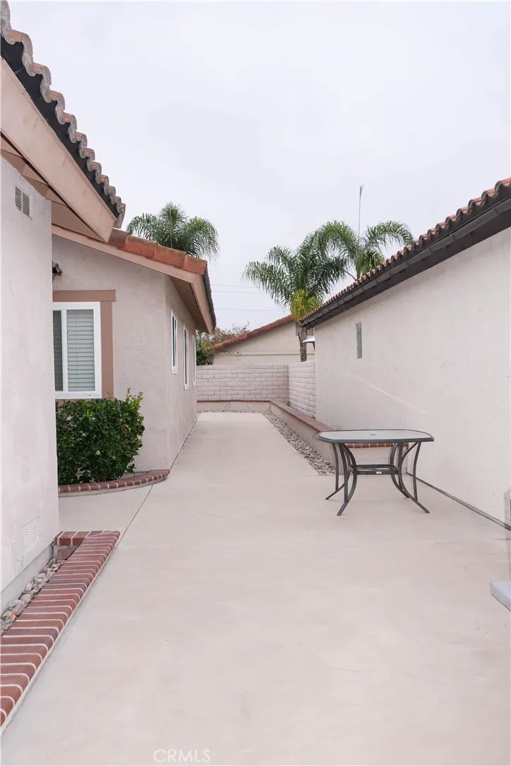 255 Flame Tree Place