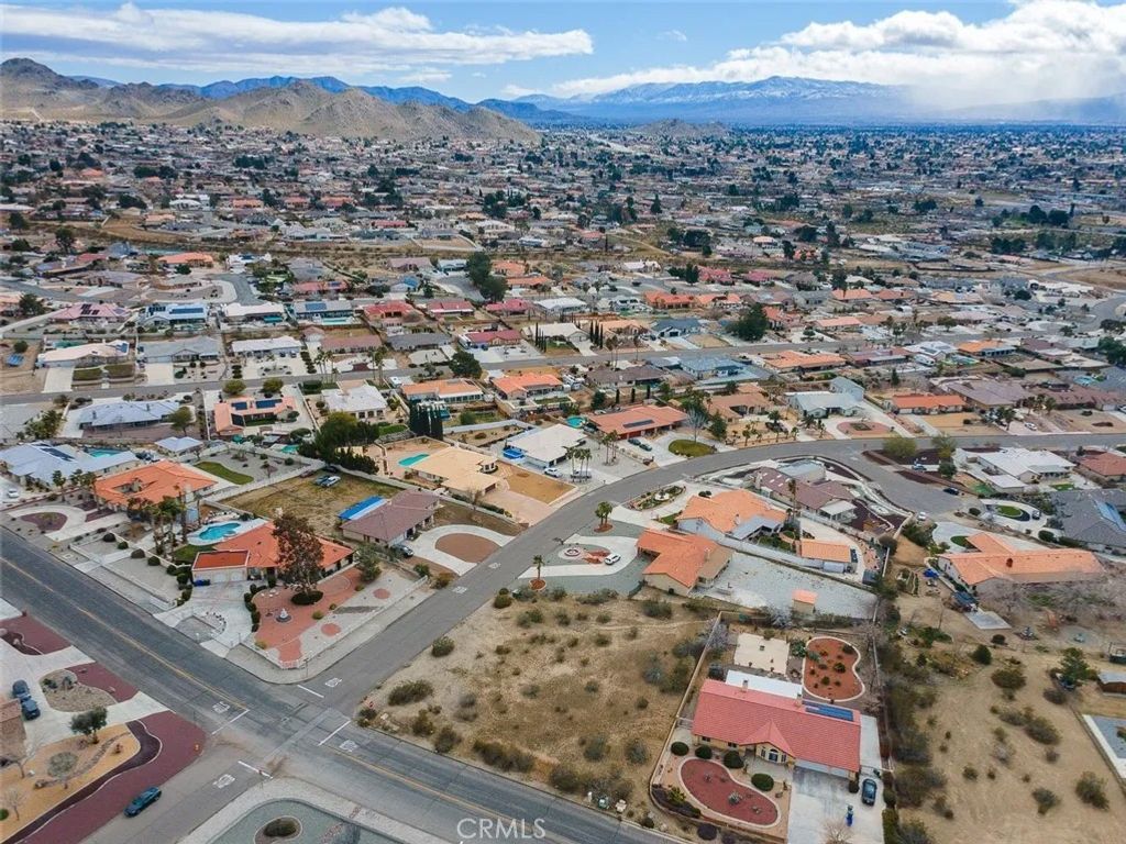 Photo of 16499 Kamana, Apple Valley, CA 92307 (MLS # IV26038634)