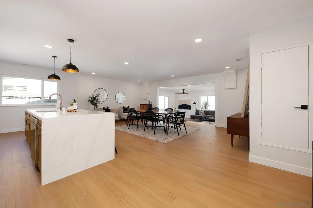 Photo of 601 Alderson St, El Cajon, CA 92019 (MLS # 250043517)