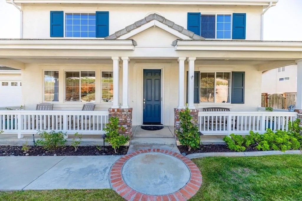 Photo of 10353 Pinion Trl, Escondido, CA 92026 (MLS # NDP2511168)