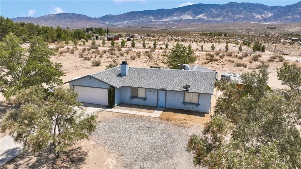 Photo of 35025 El Dorado Street, Lucerne Valley, CA 92356 (MLS # HD26023365)