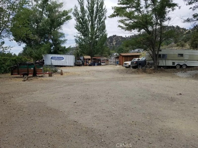 1202 N Hwy 2