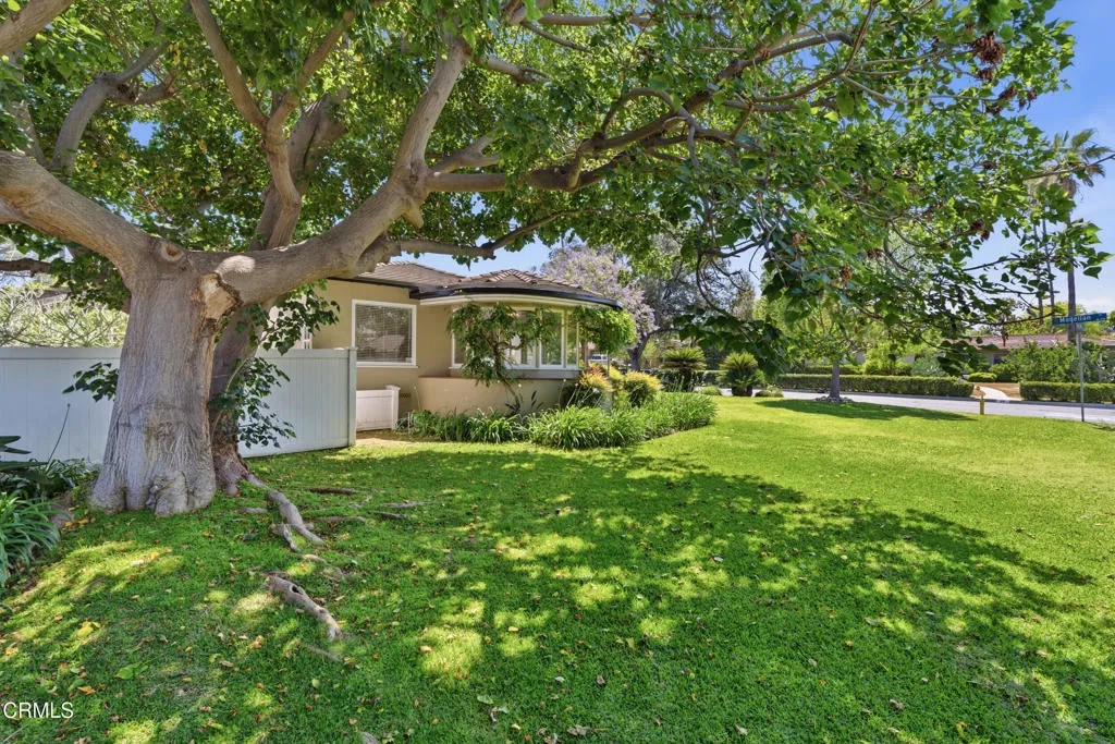 958 Hugo Reid Drive
