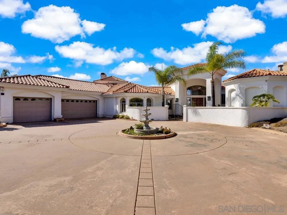 29269 Meadow Glen Way W