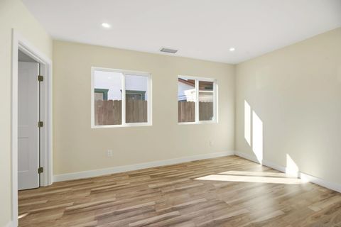 Tiny photo for 4542 Polk Ave, San Diego, CA 92105 (MLS # 250045342)