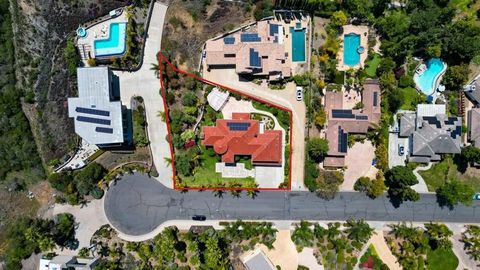 Tiny photo for 2535 San Clemente Avenue, Vista, CA 92084 (MLS # NDP2510297)