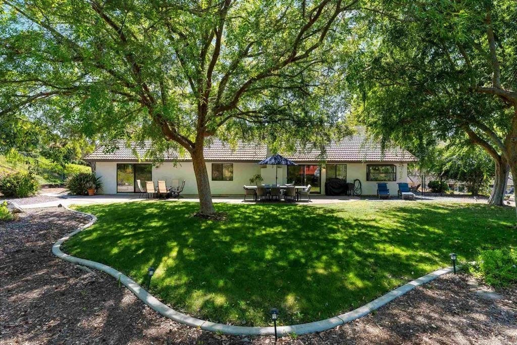 Photo of 1717 Birchwood Dr, San Marcos, CA 92069 (MLS # NDP2604060)