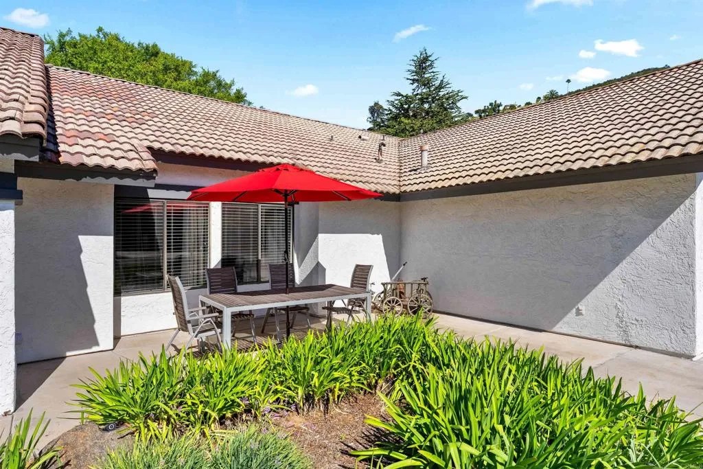 1717 Birchwood