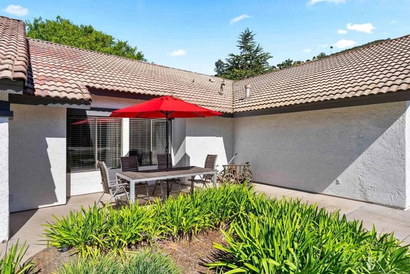1717 Birchwood