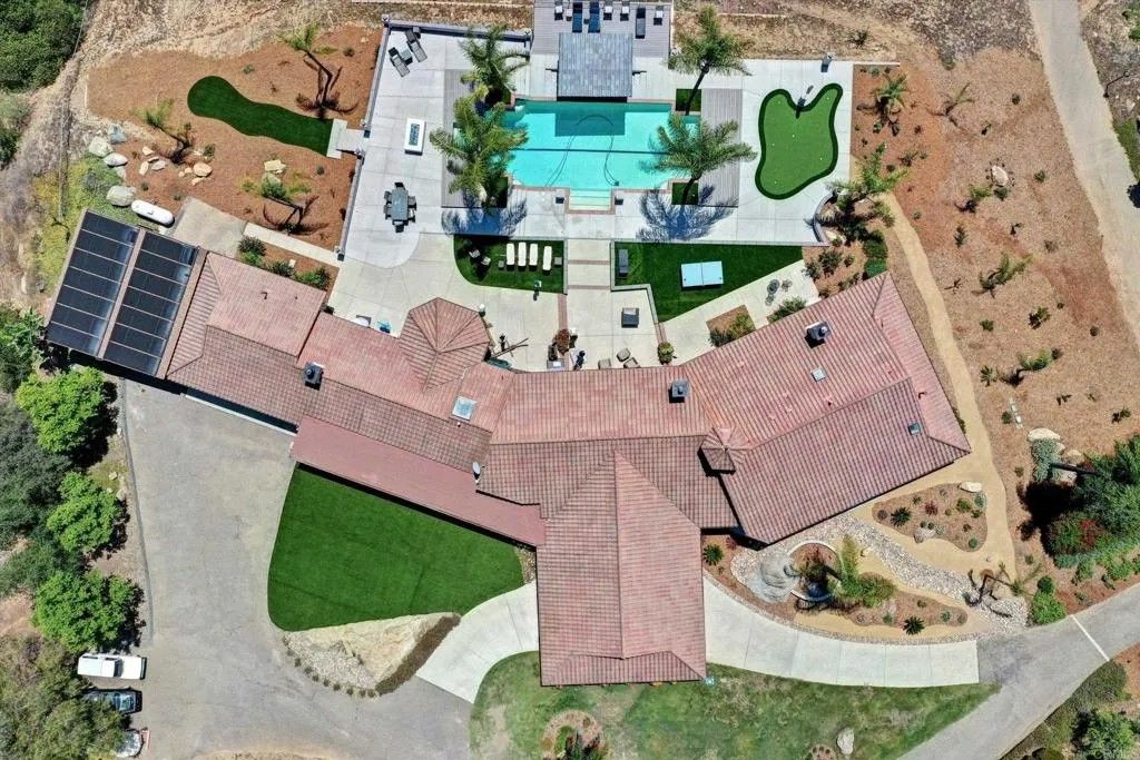 Photo of 36485 Carney Road, Valley Center, CA 92082 (MLS # NDP2507698)