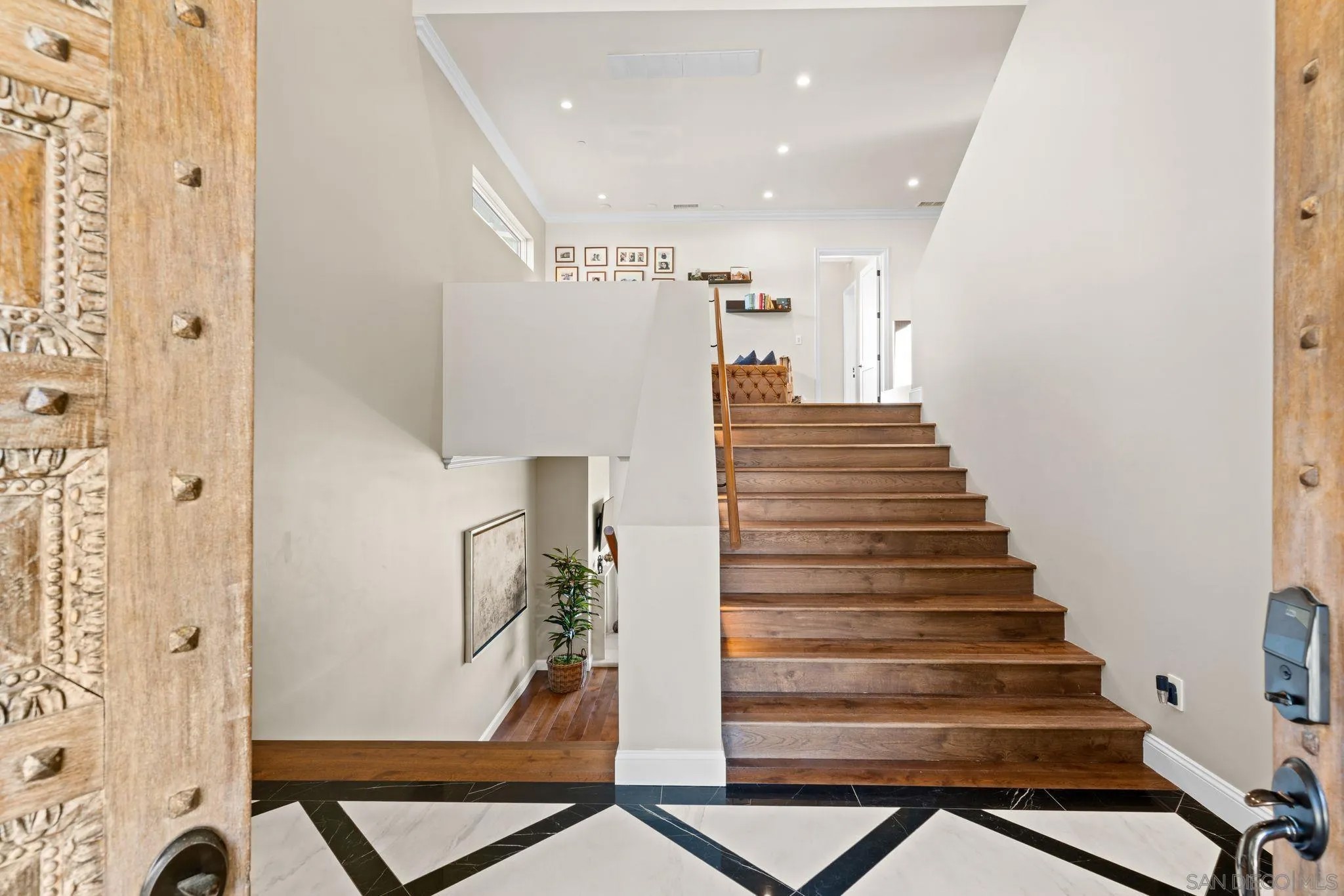 13995 Mira Montana Dr